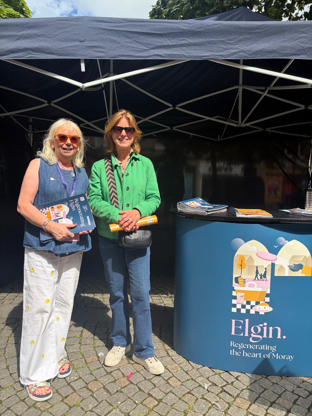 Lucy pictured with Jackie Andrews of the Elgin Neighbourhood Board